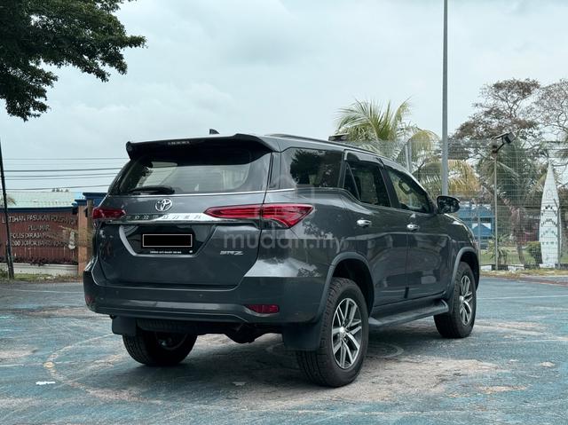 2017 Toyota FORTUNER 2.7 SRZ 4x4 (A) - 4