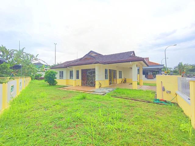 Single Storey SEMI DETACHED, Lavender 88, Seremban 3 3