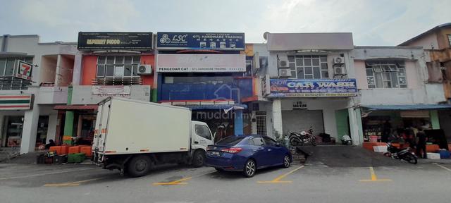 Bandar Puncak Alam Shop Fasa 2 Near kk 7 Eleven 1