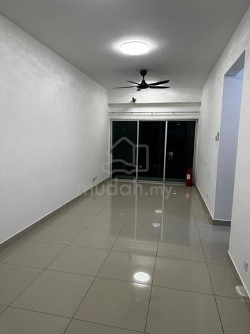 Galleria (Seri Kembangan) 1