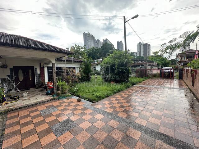 Bungalow 12,100 sqft SEBELAH DUKE Batu Caves 1