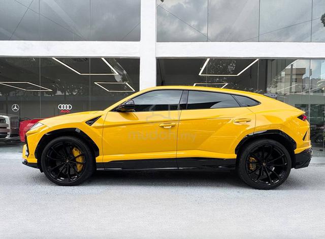 2022 Lamborghini URUS 4.0 V8 (A) - 2