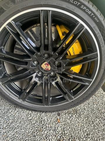 2013 Porsche CAYENNE 4.8 GTS 958 (A) - 5