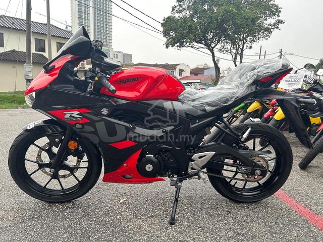 SUZUKI GSX R150 (Second) UNTUK DIJUAL CASH/LOAN🏍️ - photo 2 of 10