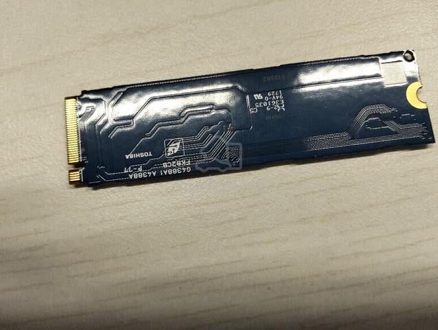 Toshiba XG5 NVMe 512GB M.2 SSD - photo 2 of 2