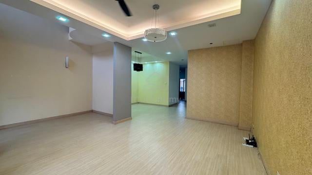 Cheap Nice 2 Sty Terrace in Taman Damai Utama, Bandar Kinrara, Puchong 1