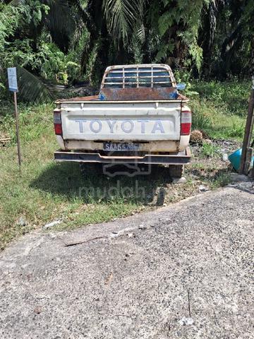 2003 Toyota HILUX 2.8 MY00 LN166R (M) - 2