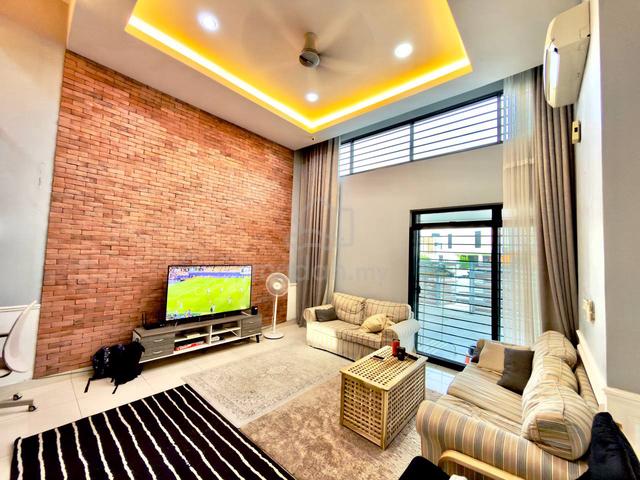 Renovated + 22'x70' + 4R 4B IRIS Taman TTDI Grove, Kajang 1