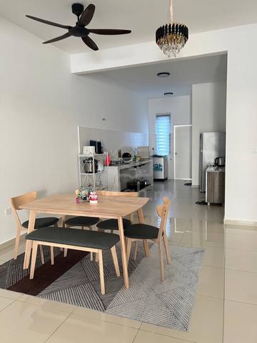 2-storey for Sale !! 1