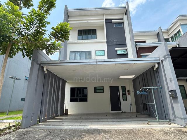 3 Storey Gated Guarded Terrace Corner Unit at Academia Lane Samarahan 1