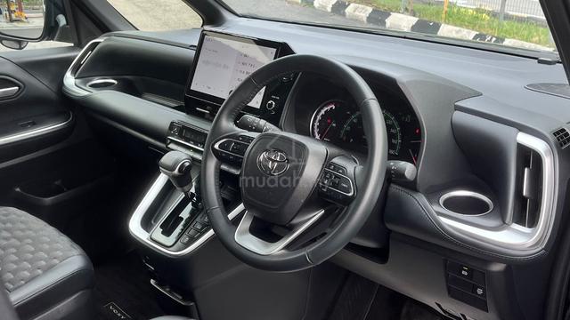 Toyota VOXY SZ GR BODYKIT FULLOAN LOW MILLEAGE - 5