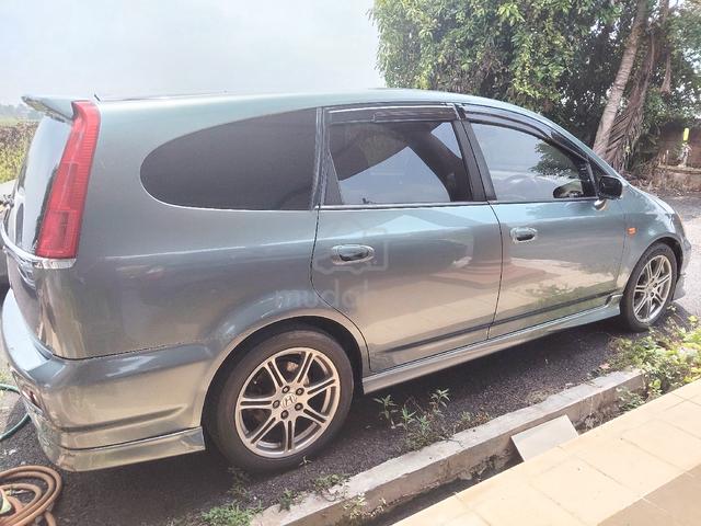 2001 Honda STREAM 2.0 RN3 (A) - 3