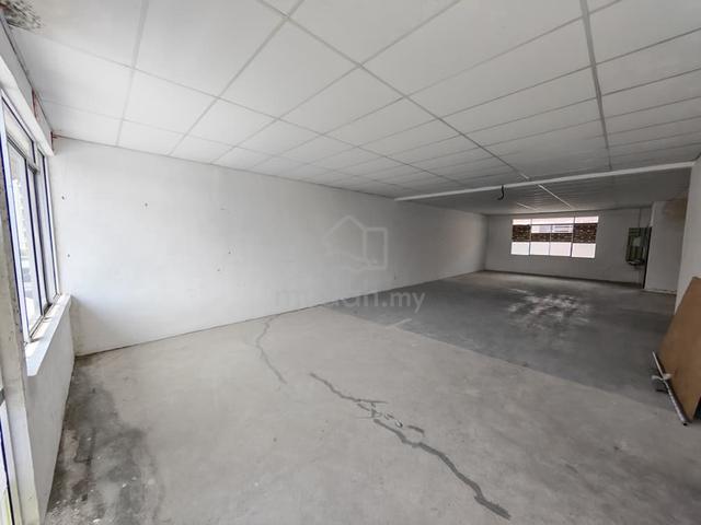 RENT Palm Square Kinarut 1st Floor Shop Bare Unit AVAILABLE NOW 1150sf 1