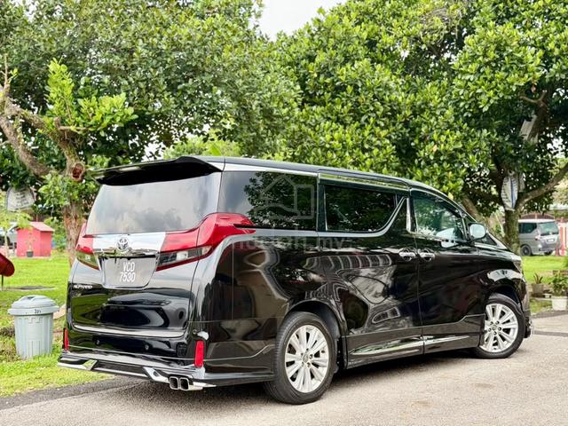 ON THE ROAD 2016 Toyota ALPHARD 2.5 - 5