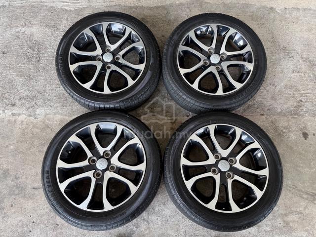 Carousel Image Selected