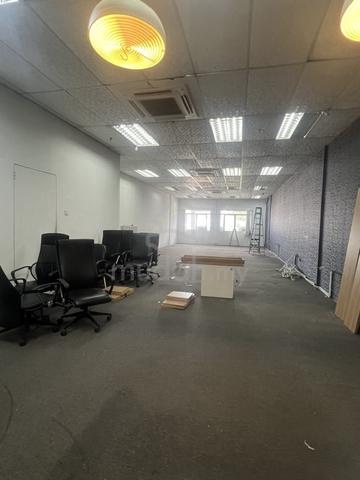 Facing Main Road | Second Floor | D'Piazza Shop Office (With Lift) 1