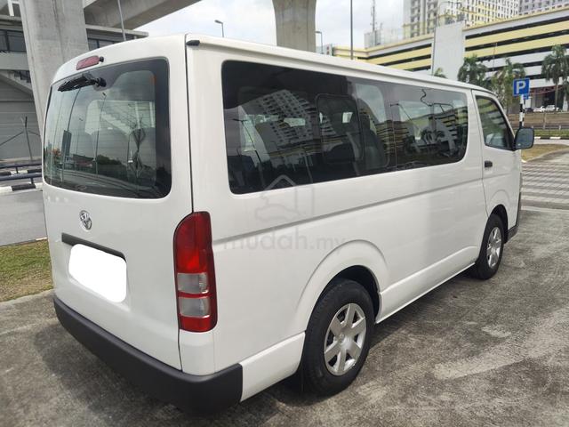 2013 Toyota HIACE 2.5 (M) Window Van 14seat - 3