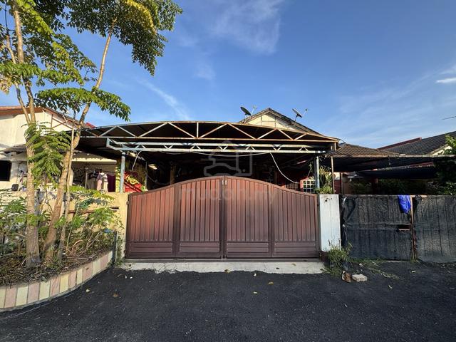 Teres Setingkat Taman Polo Indera Mahkota 8, Kuantan 1