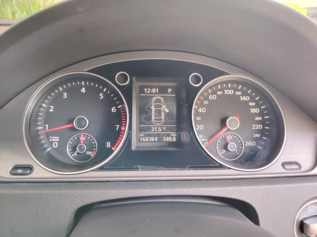 2011 Volkswagen PASSAT 1.8 TSI (CBU) (A) - 4