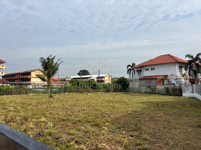 [10,000sqft] Taman Melawis Teluk Pulai bungalow lot 10ksqft Freehold f 1