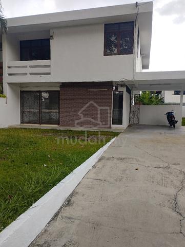 Double Storey Semi-D For Rent 1