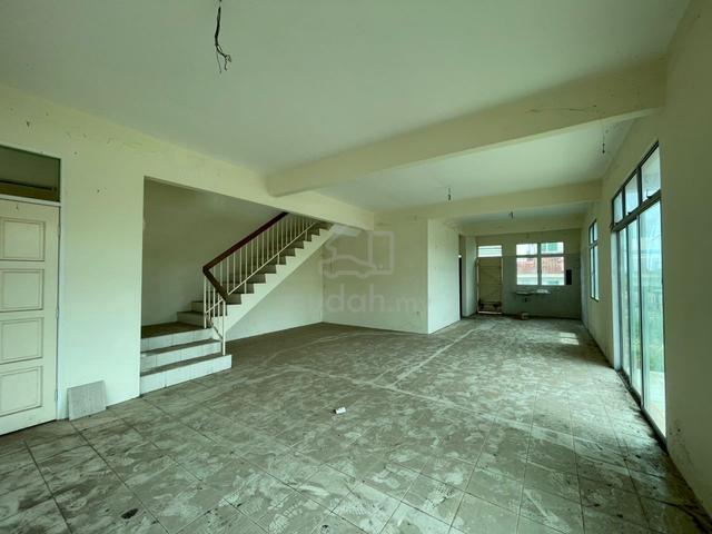 【 Balcony Good View 】Bandar Utama -Double Storey Terrace Corner Lot 1