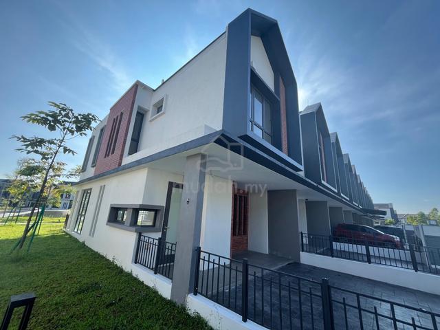 Elmina Ilham Residence End Lot Terraced Freehold Non Bumi Gated Guarde 1