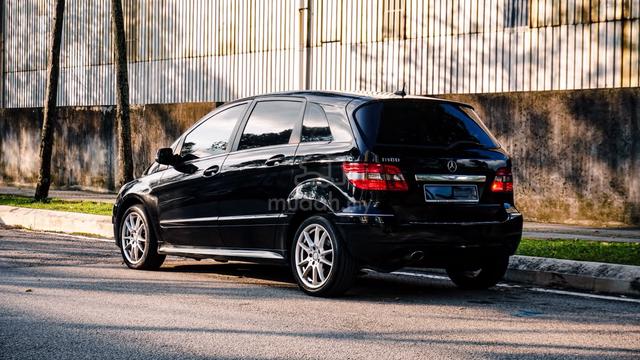 Mercedes Benz B180 1.7 W245 K.ENTRY A.CRUISE 2012 - 2