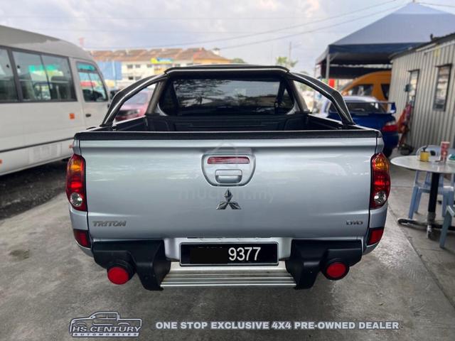 2010 Mitsubishi TRITON 2.5  (M) - 4