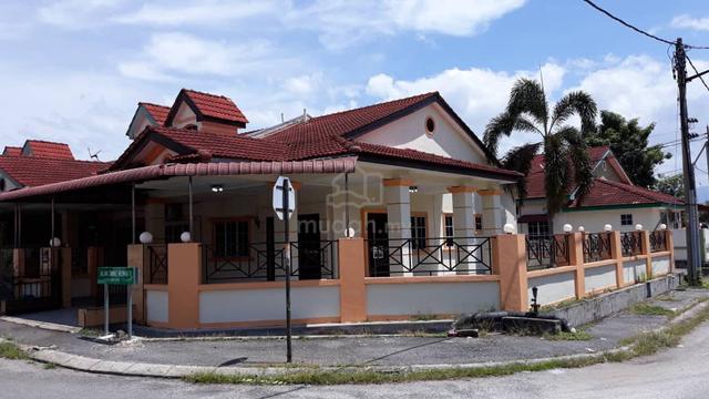 [Corner With Land ] Single Storey Tawas Mewah Tasek Klebang For Rent 1