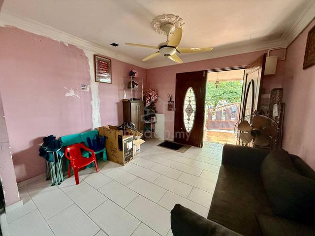FACING OPEN RENOVATE Double Storey Terrace Seksyen 4 Bandar Baru Bangi 1