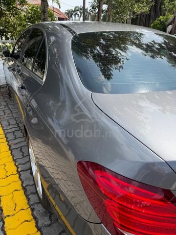 2018 Mercedes Benz E200 2.0 AVANTGARDE (CKD) (A) - 1