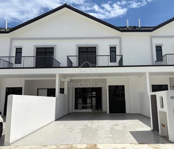 Eco Botanic the Commune. Double storey cluster house. Brand new 1
