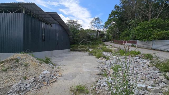 Warehouse, Sungai Tekali, Hulu Langat (Q464) 1