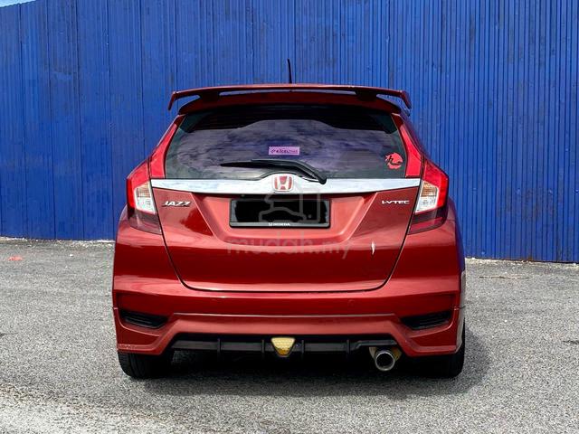 2021 Honda JAZZ 1.5 V 1.5L (A) F.S.R LOAN 9YRS - 5