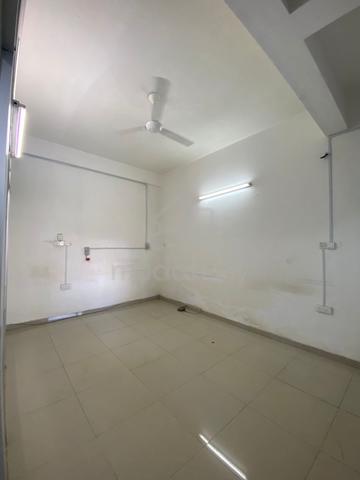 Georgetown Jalan Dato Keramat Ground Floor For Rent 1 Private Car Park 3