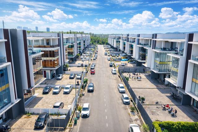 4 STOREY SEMI-D LIGHT FREEHOLD INDUSTRIAL VORTEX BATU KAWAN Nr VERVEA 1