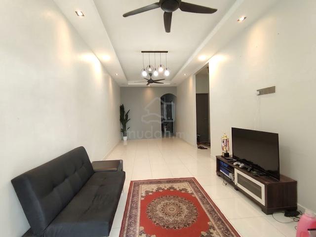 Taman Desa Idaman Scientex Senai Renovated [ Masih Baru / Full Loan ] 1