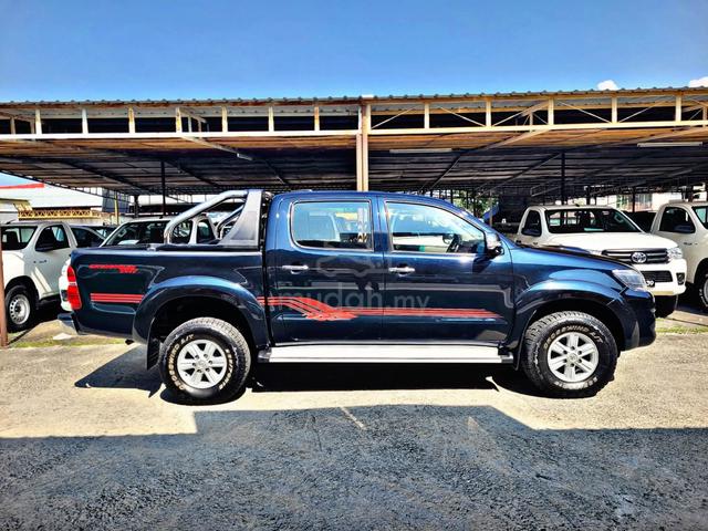2013 Toyota HILUX 2.5 G VNT (A) TIP TOP NEW TYRES - 5