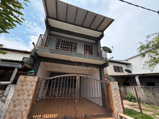 [Fully Extended] 2 Storey , Taman Velox ,Bandar Country Homes ,Rawang 1