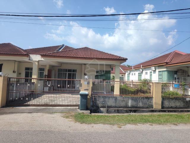 Kulim square semi D house for rent 1