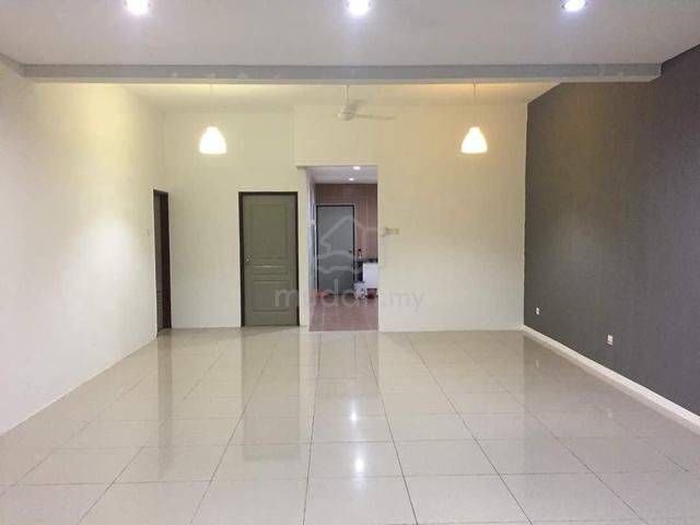 (FACING OPEN ) 2 Storey Terrace Taman Nusa Intan, Senawang Seremban 1