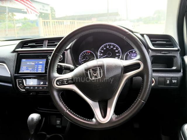 2020 Honda BR-V 1.5 V ORI T/TOP CDT WRT 5YRS FORU - 4