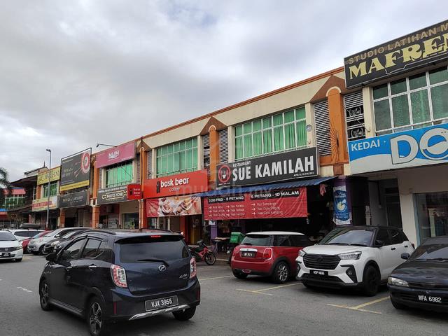 Hot Bangi Seksyen 7 shop near school, jpj, mydin, family mart, zus 3