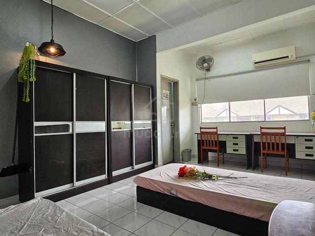 Master Room With Private Bathroom at My Place Apartment SS 15, Subang 1