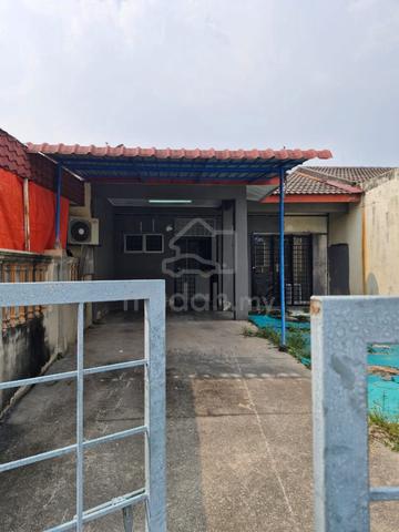 (22x75, Freehold) Teres Setingkat, Fasa 4, Bdr Tasik Kesuma, Beranang 1