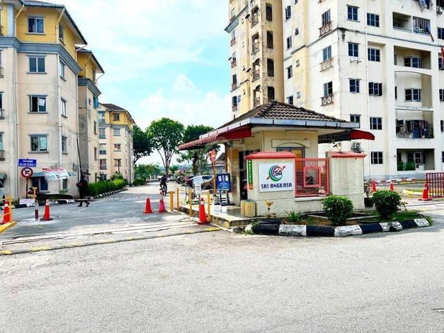 Sri Angkasa Apartment (Shah Alam) 1