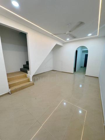 Bandar Seri Alam Masai Harga Pasaran,Reno Cantik,Full LOan,Parking2Car 1