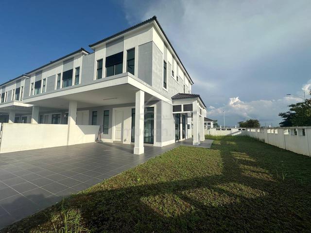 Eco tropics breezegate clovercott corner lot for rent 1