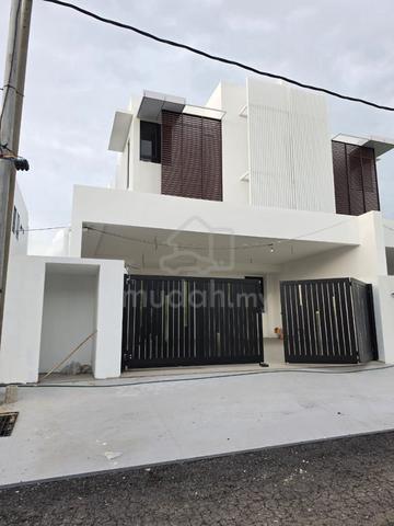 New Bare 3 Storey Semi Detached House Likas CL999 for Sale 1